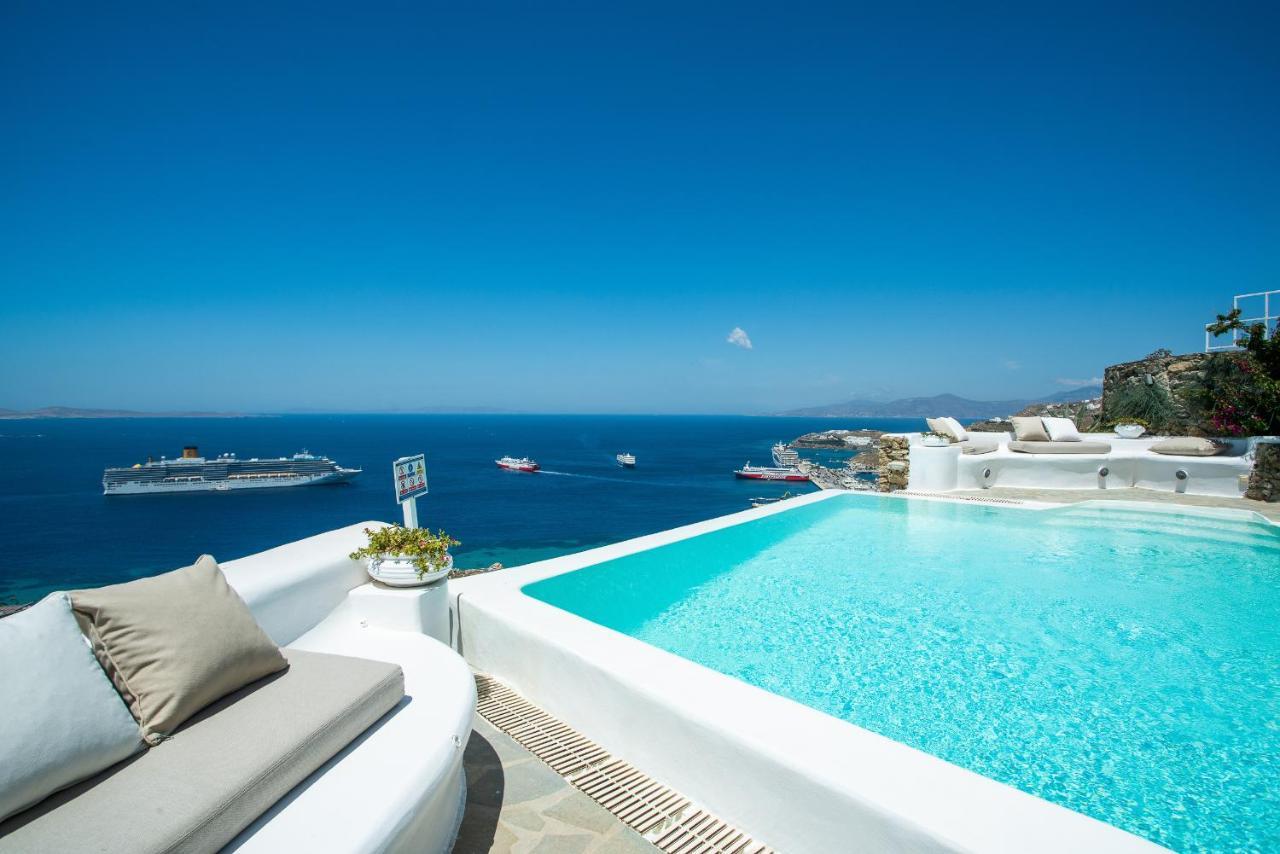 Ruby By Mykonos Rocks